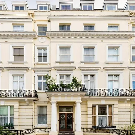 Eclectic Family Home In The Heart Of Notting Hill London Exterior photo